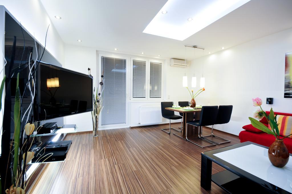 Apartment Giuliano เวียนนา ภายนอก รูปภาพ